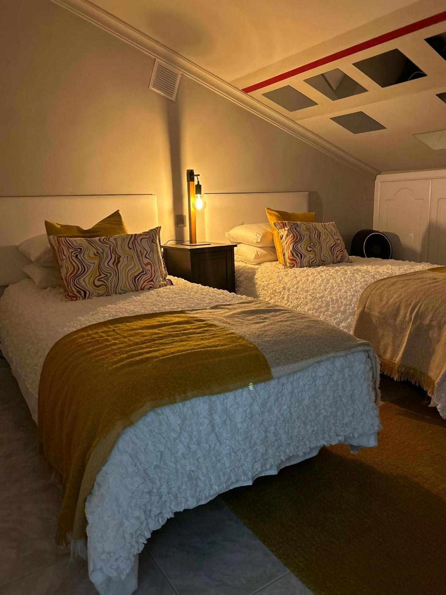 Basement Apartment ซานบาร์โตโลเม ภายนอก รูปภาพ