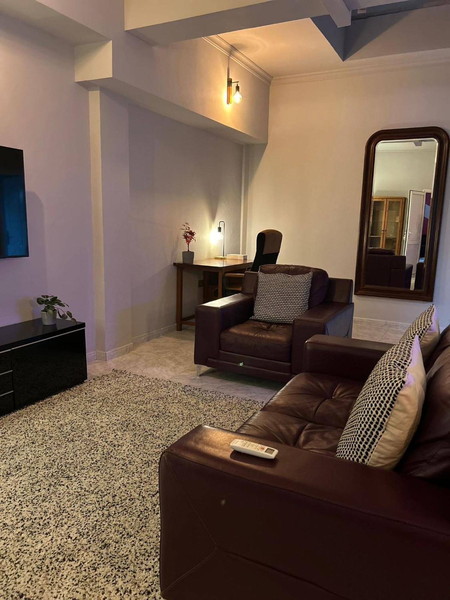 Basement Apartment ซานบาร์โตโลเม ภายนอก รูปภาพ